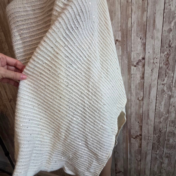 Women's Ann Taylor Factory Ivory Silver Sequin Cowl Neck Poncho - Picture 5 of 10